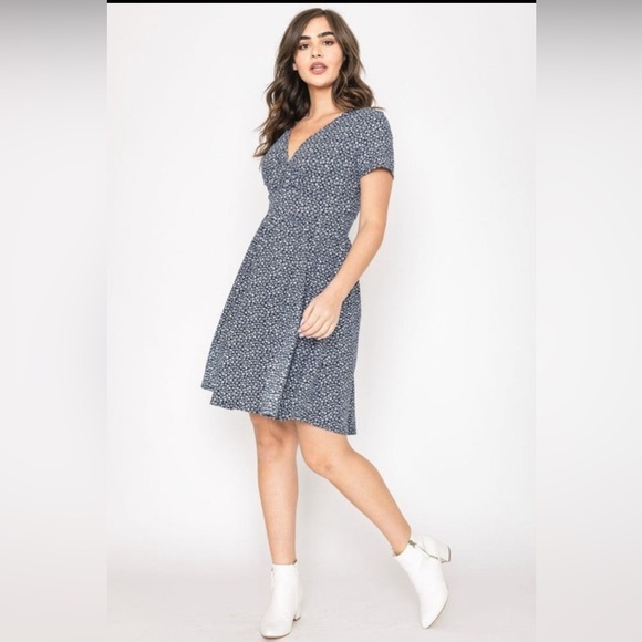 Sundown Whispers Mini Floral Summer Dress - Picture 3 of 4